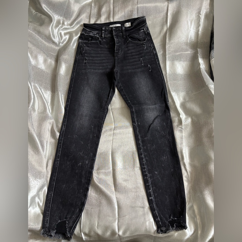 Kancan Estilo Signature Women's Dark Charcoal Stretch Straight Leg Jeans